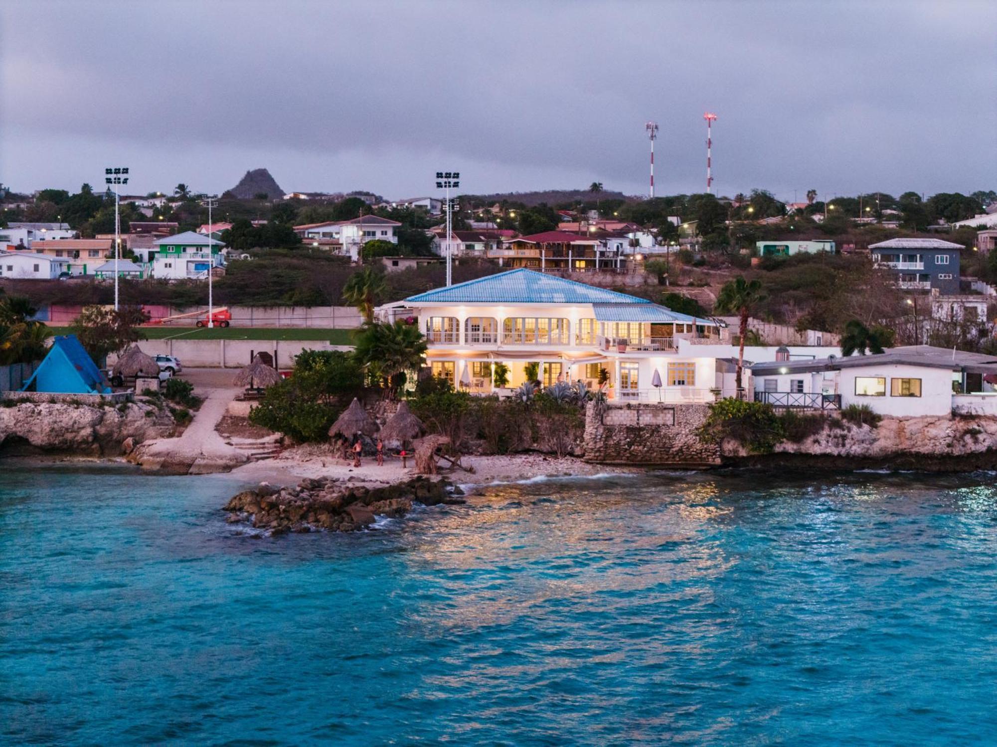 Waterside Apartments Willemstad Luaran gambar